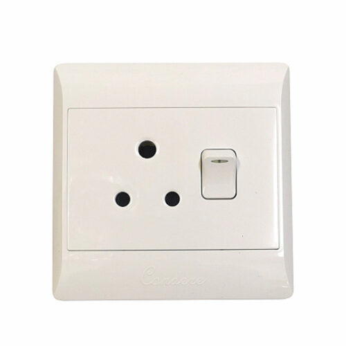 SOCKET & COV SGL 1X15AMP COMP 4X4