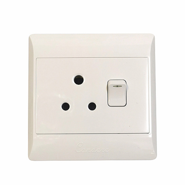 SOCKET & COV SGL 1X15AMP COMP 4X4