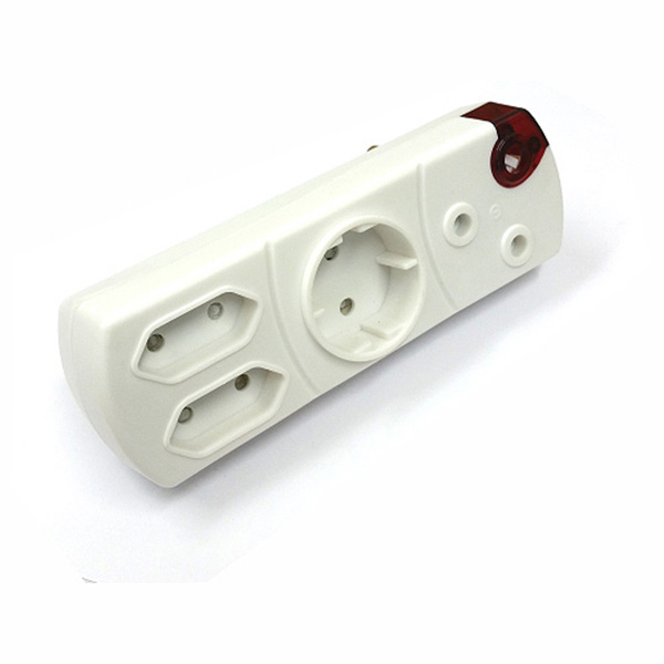 M/PLUG 1X15A 2XSLT 1XRND